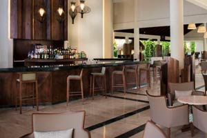Lobby Bar Guayacán