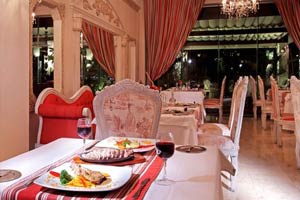 French Restaurant - Le Chanterelle